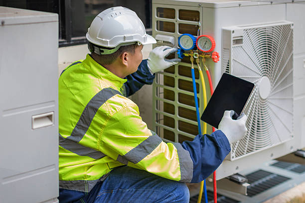Professional Hvac technician working in Rensselaer, IN